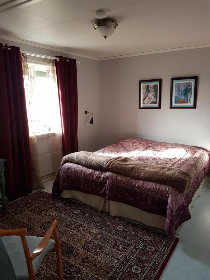 Skogsbrynet B&B, Bredsjoe Nya Herrgard Hällefors エクステリア 写真