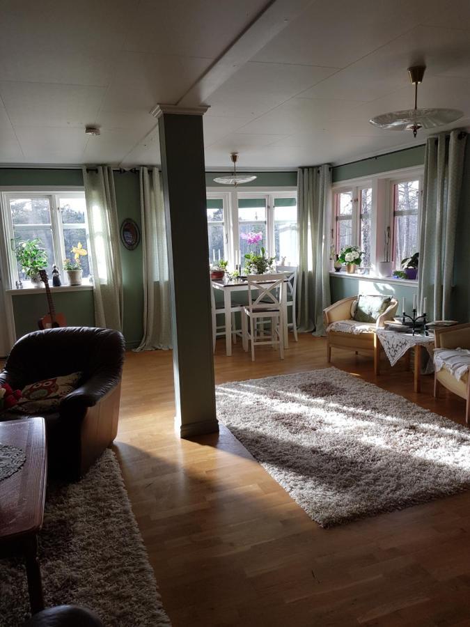 Skogsbrynet B&B, Bredsjoe Nya Herrgard Hällefors エクステリア 写真