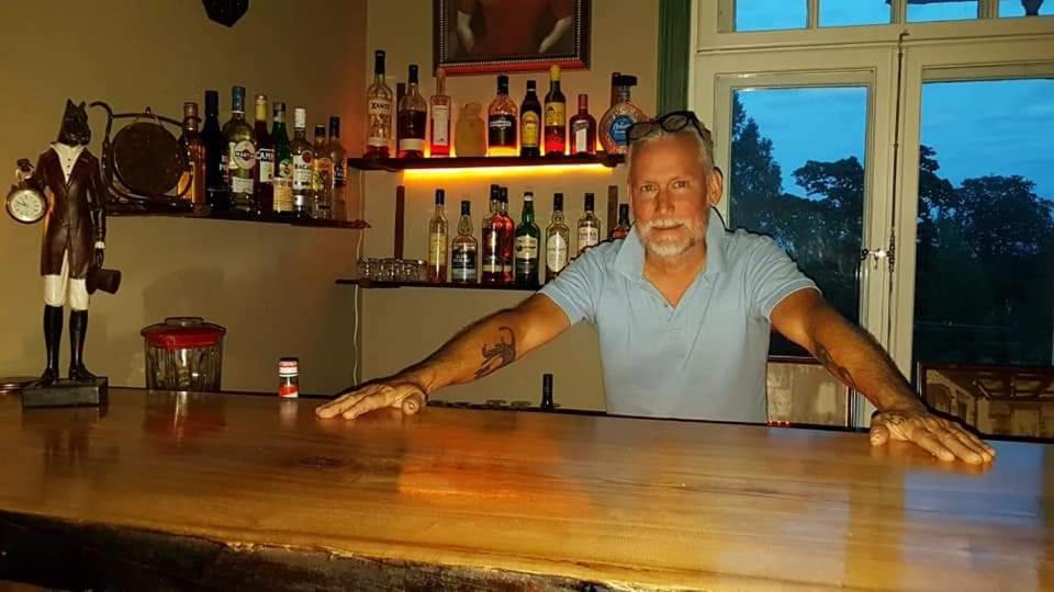 Skogsbrynet B&B, Bredsjoe Nya Herrgard Hällefors エクステリア 写真